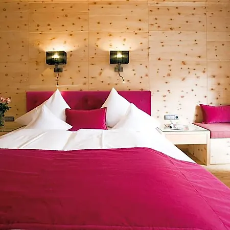 Otel Geniesserhotel Minglers Sportalm 4 Sterne Superior